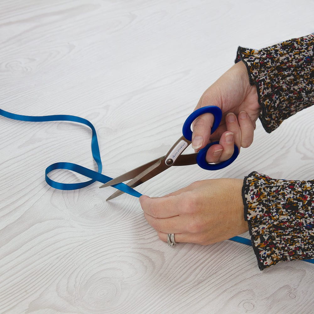 Tonic Studios - Pro Cut 6.5" Scissor - 2645E