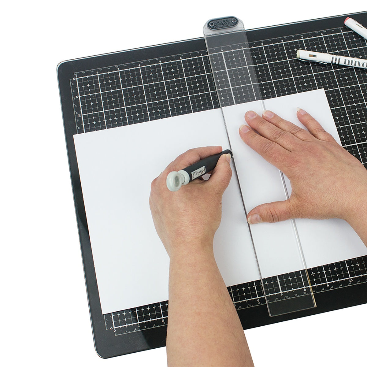 Tim Holtz Glass Media Mat with Mixing Palette Area – Tonic Studios USA