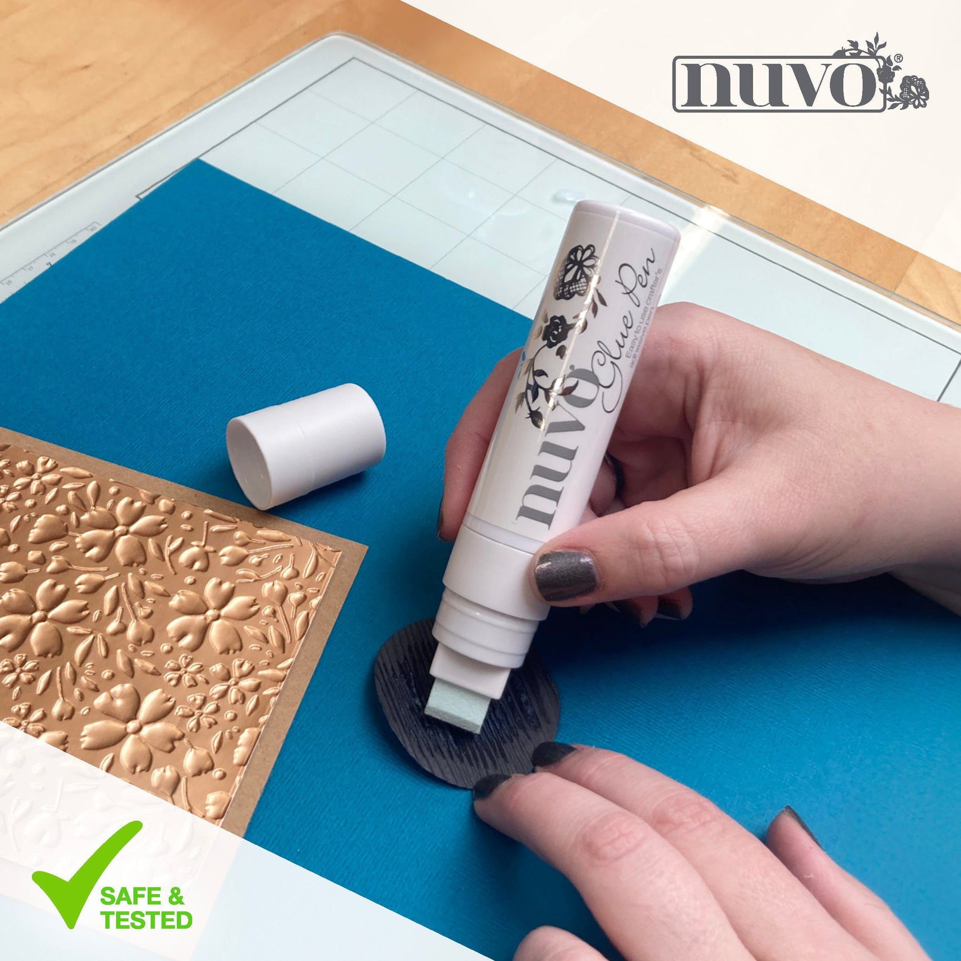 Nuvo Glue Pens