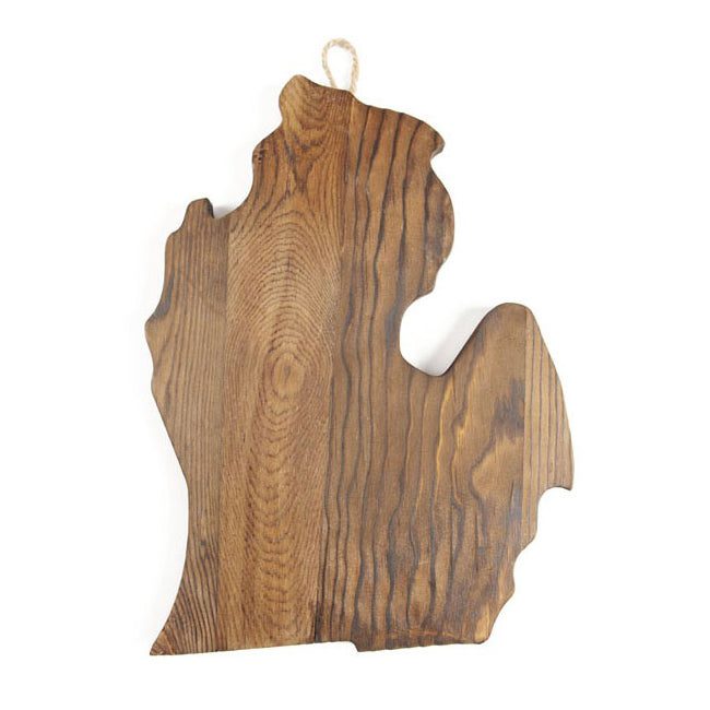 Wood State Shaped Plaques from CousinDIY