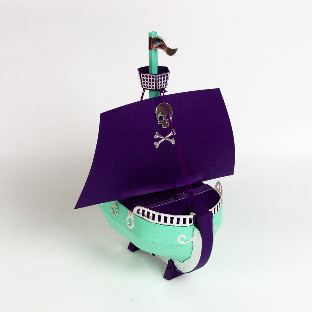 Grandiose Galleon Gift Box Die Set