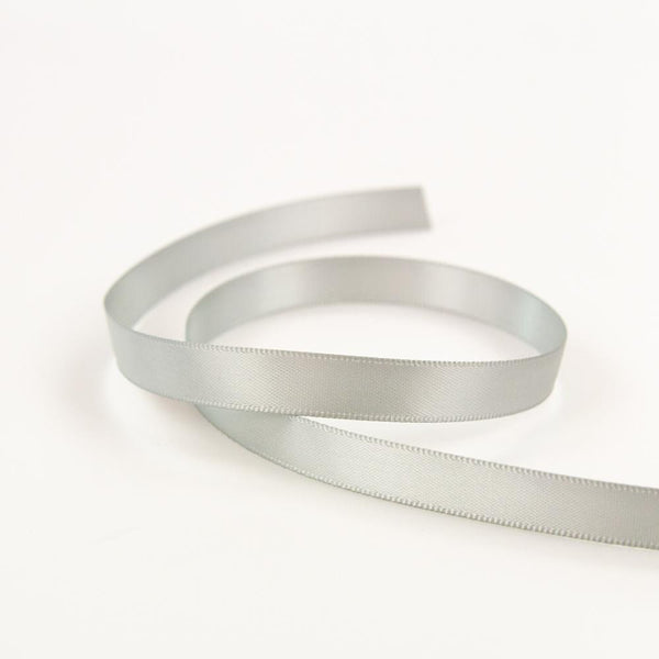 Craft Perfect Ribbon Craft Perfect - Ribbon - Double Face Satin - Glacier Grey - 9mm - 8979E